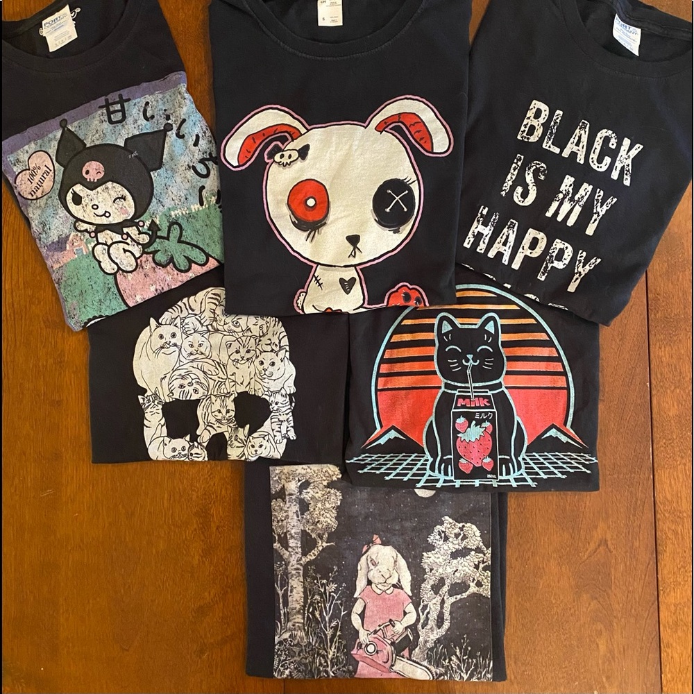Six cute gothic t’s!!